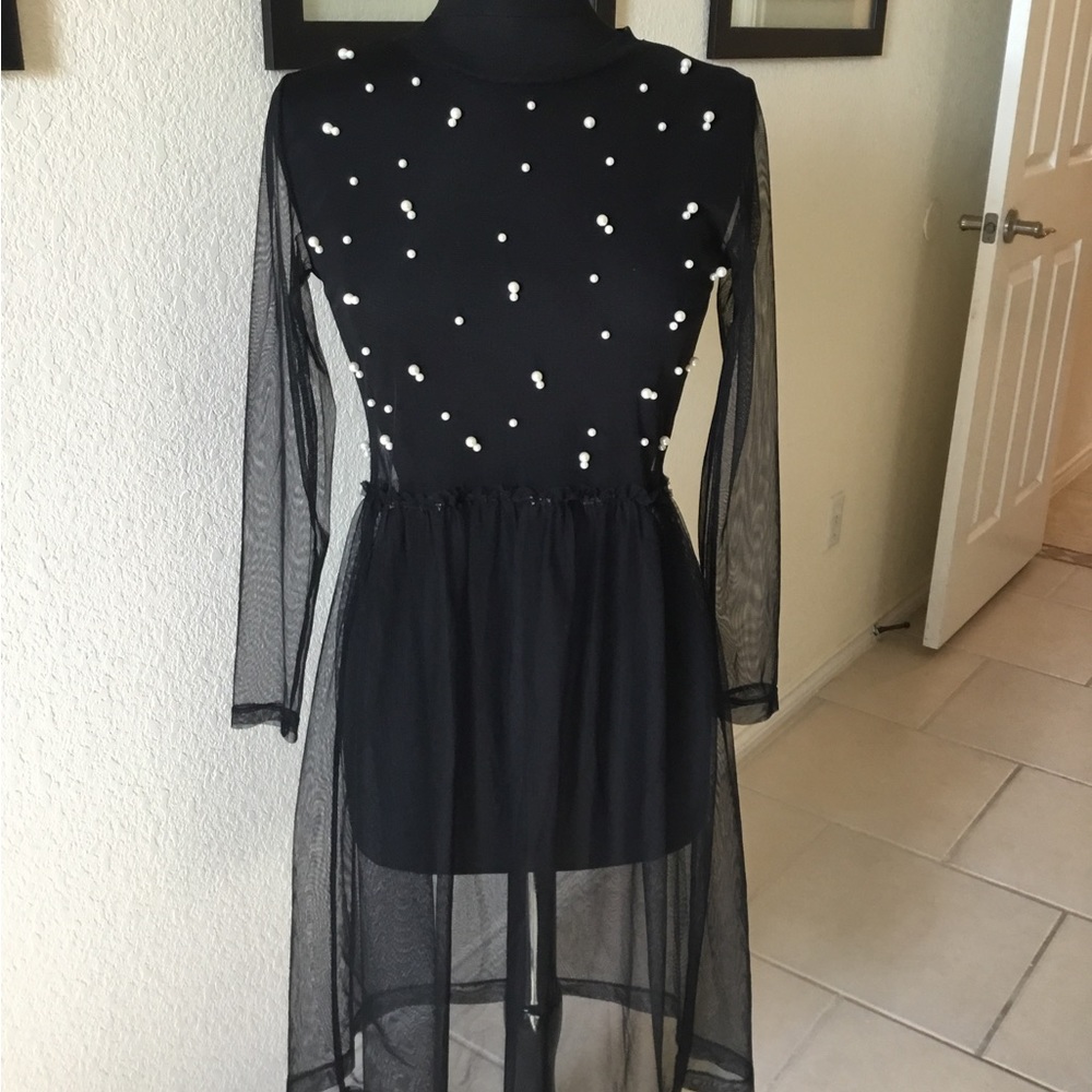 Zara Pearl black tulle dress top.,size small.